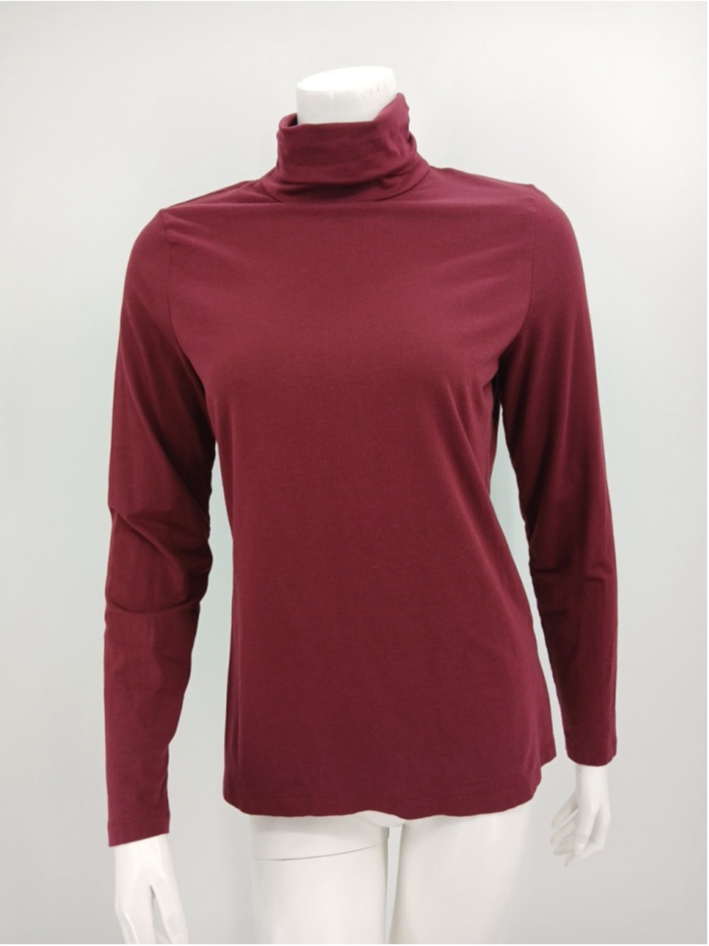 Lands End M Burgundy Shaped Fit Turtleneck Long Sleeve Classic Minimalist Basic